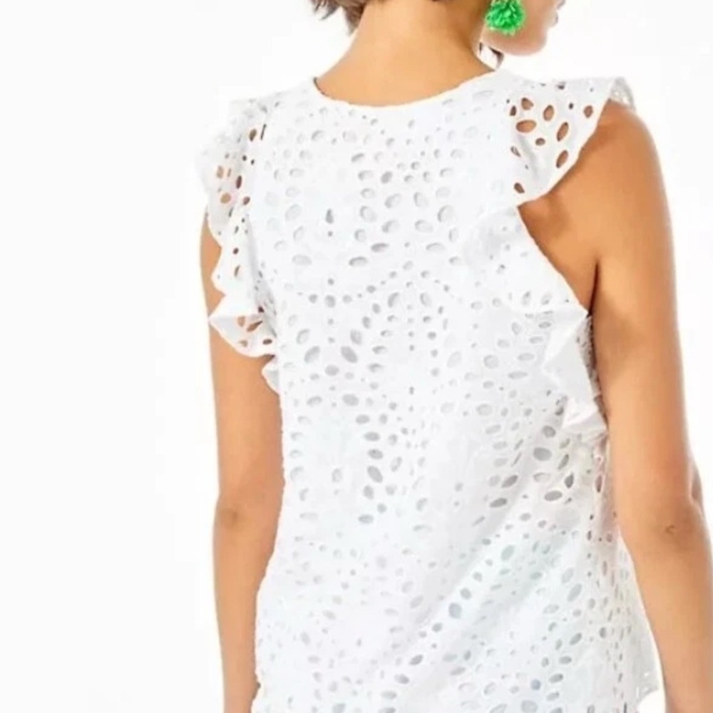 Lilly Pulitzer Size S Faun Top Resort White Large Petal Eyelet Blouse - Picture 4 of 12